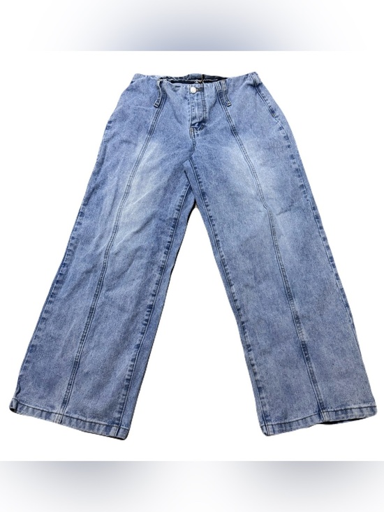 PrettyLittleThing Denim - Light Blue Washed Front Seam Detail Wide Leg Jeans from PrettyLittleThing US 6